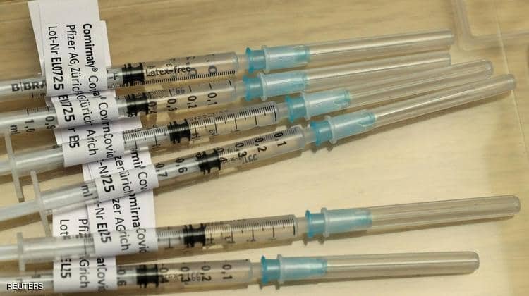 من الأكثر استفادة من لقاح كورونا؟