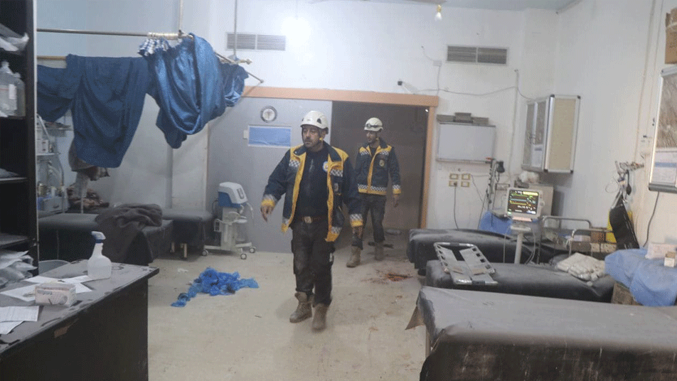 مقتل 8 مدنيين بينهم طفلين وإصابة أكثر من 22 بجروح في قصف مدفعي على مشفى الأتارب السورية