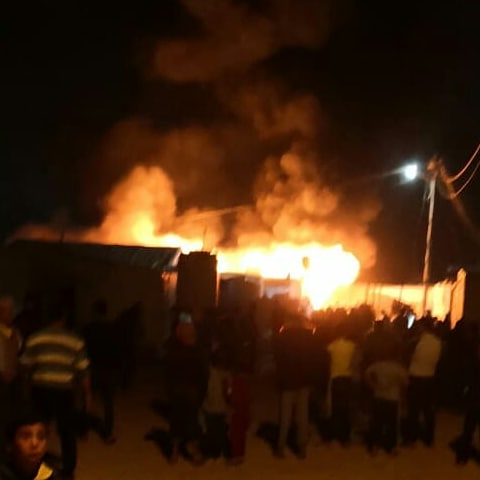 حريق في مخيم الزعتري  للاجئين السوريين